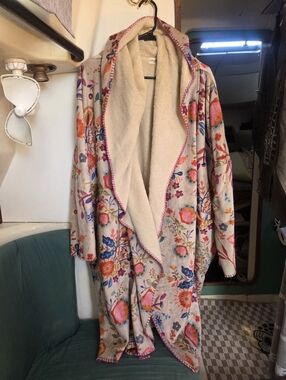 Natural Life Floral Robe With Hood